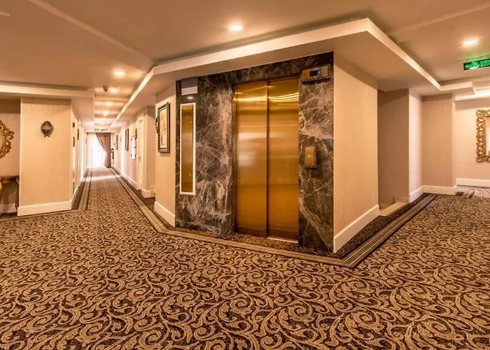 Dome Hotel & Casino Central Kyrenia ホテル キレニア