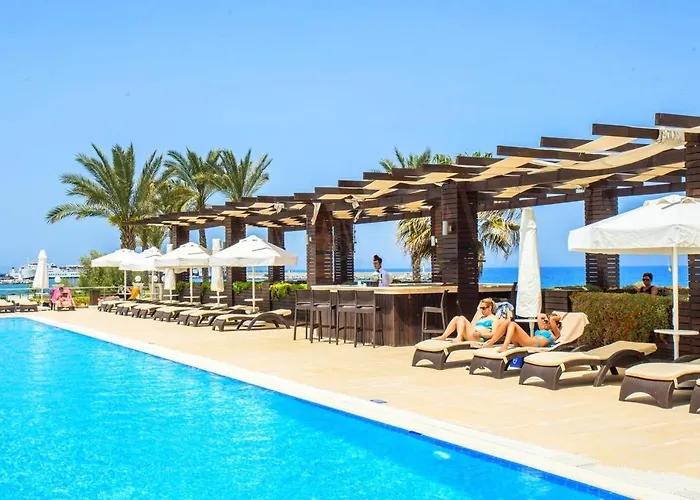 Dome Hotel & Casino Central Kyrenia 4* キレニア