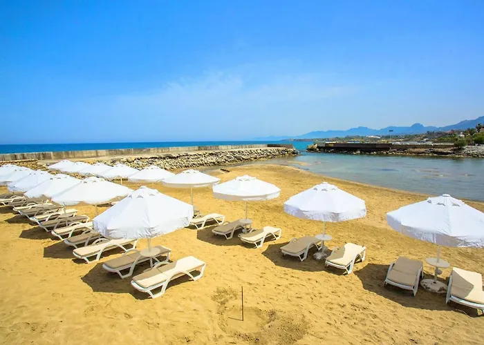 ホテル Dome Hotel & Casino Central Kyrenia