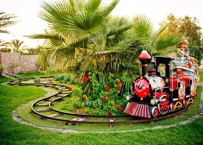 Dome Hotel & Casino Central Kyrenia ホテル キレニア