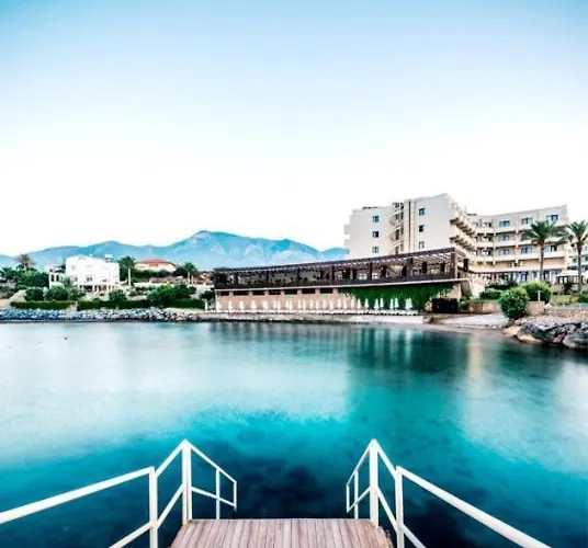 Dome Hotel & Casino Central Kyrenia ホテル キレニア