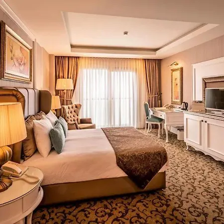 Jasmine Court Hotel & Spa Central Beachfront Girne