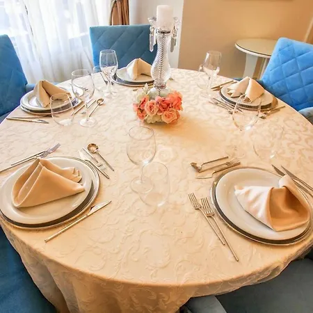 فندق Dome Hotel & Casino Central Kyrenia