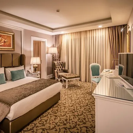 Jasmine Court Hotel & Spa Central Beachfront 4* Girne